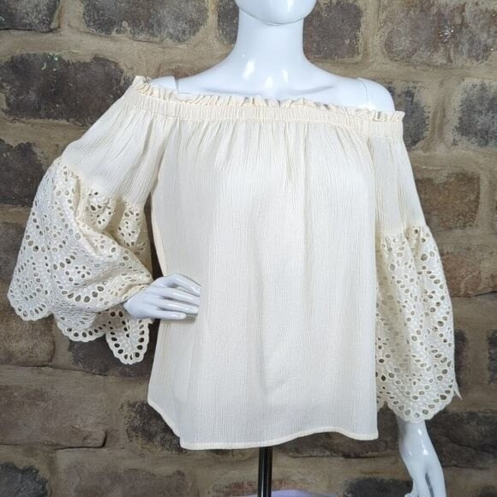 1.STATE Women's Off Shoulder Eyelet Bell Sleeve Blouse Antique White NEW Medium
